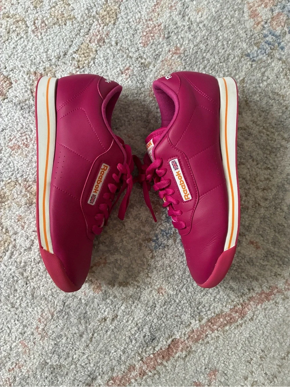 Reebok Princess Bright Pink Classic Low Tops-Size 7.5